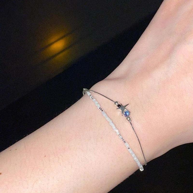 Blue Star Bracelets Simple and Elegant Alloy Star Wristband Minimalist and Chic Star Charm Handchain Fashion Jewelry