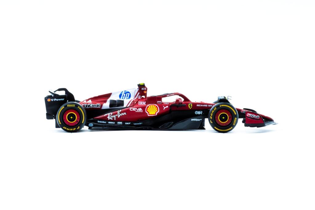 Bburago 2025 Model F1 Scuderia Ferrari Lewis Hamilton 2025 Seasonal Car Race Sports Car Miniature Diecast Car Finished Product 1/43 #44 / 18-36853