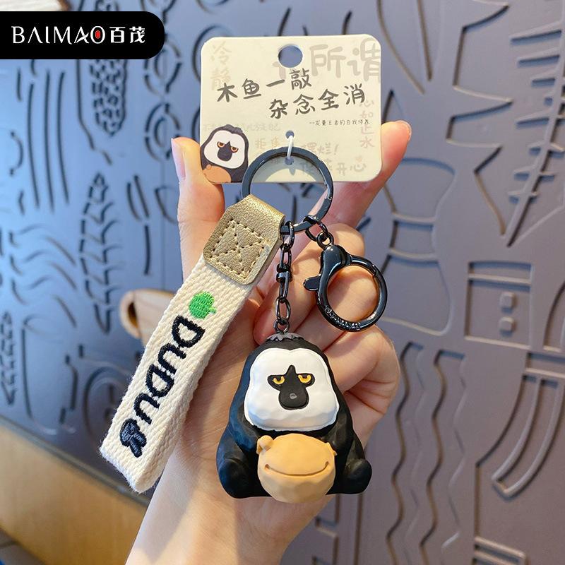 

Original resin wood carving wind Dudu keychain creative exquisite doll couple key chain cute fun bag pendant OPP bag packaging