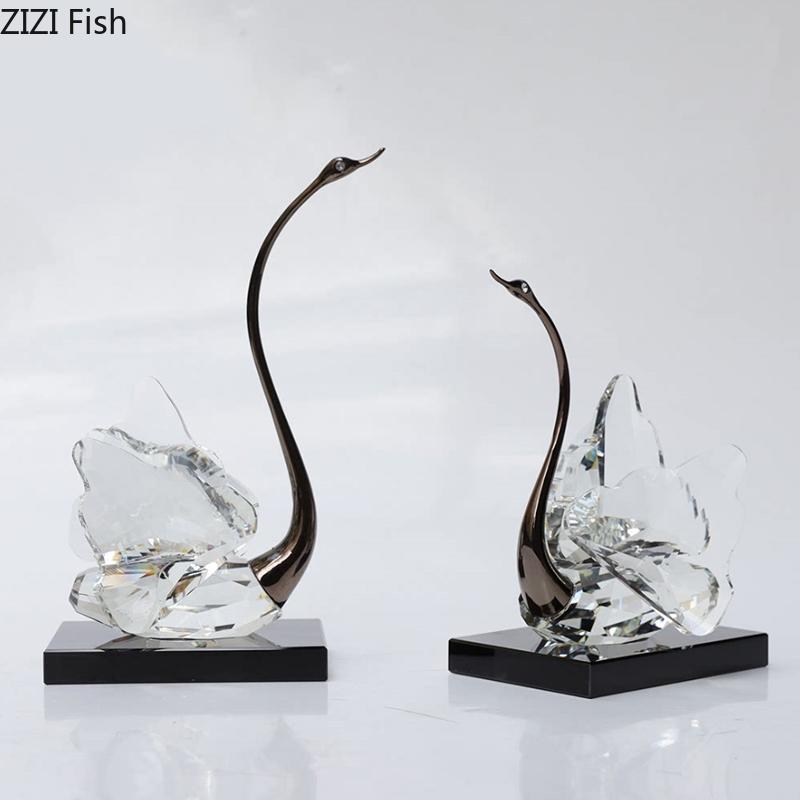 Transparent Crystal Swan Ornaments Creative Artwork Desk Decoration Gold-plated Swan Sculpture Modern Home Decor Accessories