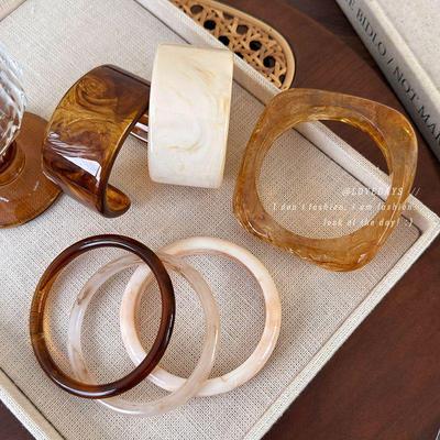 Bracciale Bangle Cerchio Bordo Largo in Acrilico Acetato Vintage da Donna