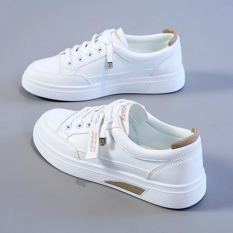 Fashion Lightweight Woman Sneakers 2025 Spring Versatile Lace Up Leather Surface Fashion Flat Casual Sneaker Bottom Student Board Shoes