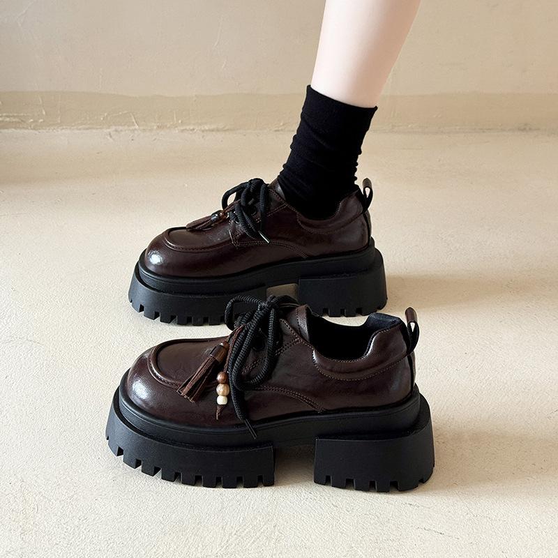 

Женские лоферы на платформе 2025 весна новая ретро большая голова одинарная обувь шнуровка обувь черные в британском стиле маленькие кожаные туфли 40 коричневый