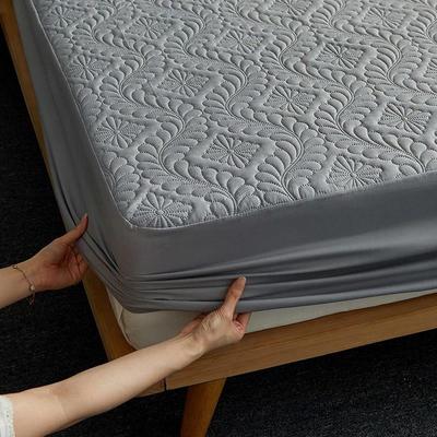 Queen King Quilted Waterproof Mattress Cover with Elastic Twin/Full Size Fitted Sheet Solid Color Bed Covers (No Pillowcase)
