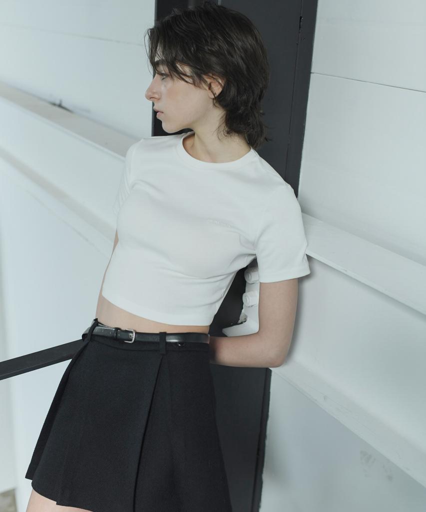 DENOAH Pring Crop Short Sleeve Tee (White)