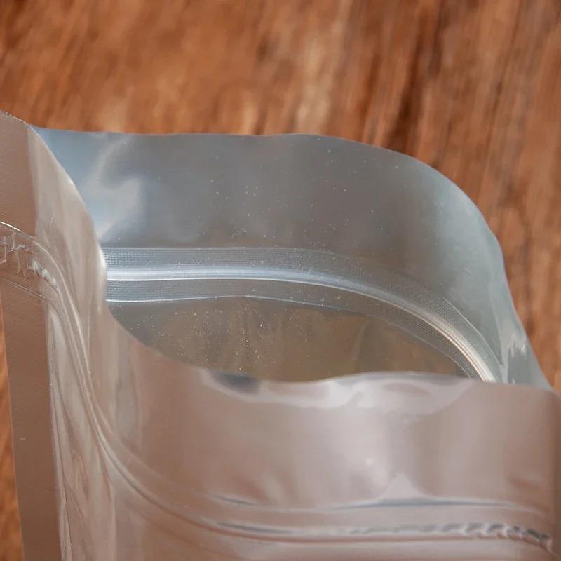 50 Stück silberfarbene Beutel aus Aluminiumfolie, wiederverschließbar, matt, stehend, für Lebensmittelverpackungen, selbstversiegelte Plastikbeutel mit Reißverschluss und breitem Boden