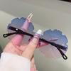 Non-polarized Fashion Rimless Irregular Edge Trimming Cute Flower Cartoon Sunglasses Men Women Outdoors Party Sunscreen Eyeglasses