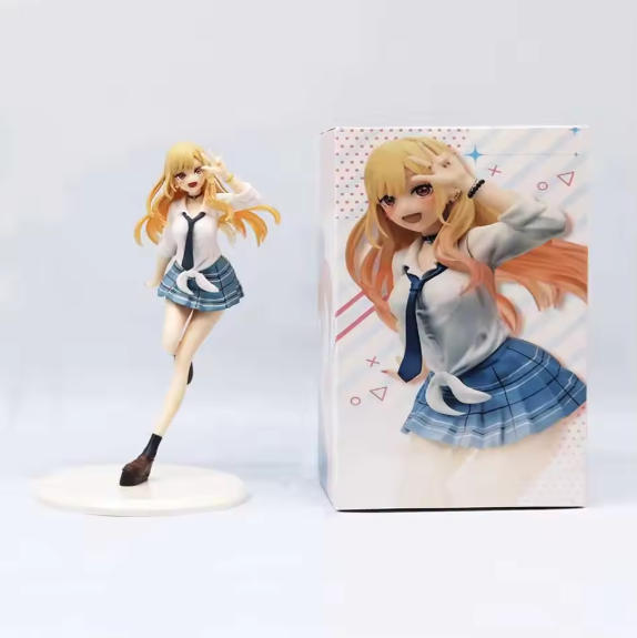 La mia figura di Marin di Dress-Up Darling Action Figure Stile Uniforme Scolastico Anime Modello in PVC da Collezione Bambola Ornamento da Scrivania Regalo