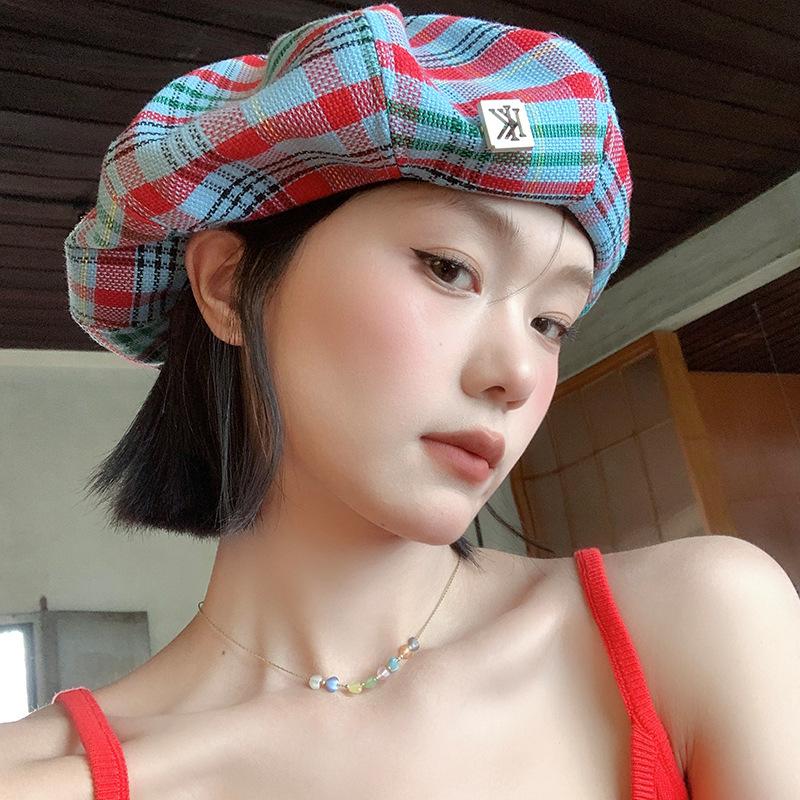 Retro plaid beret hat women's spring summer casual versatile literary painter hat showing face newsboy hat
