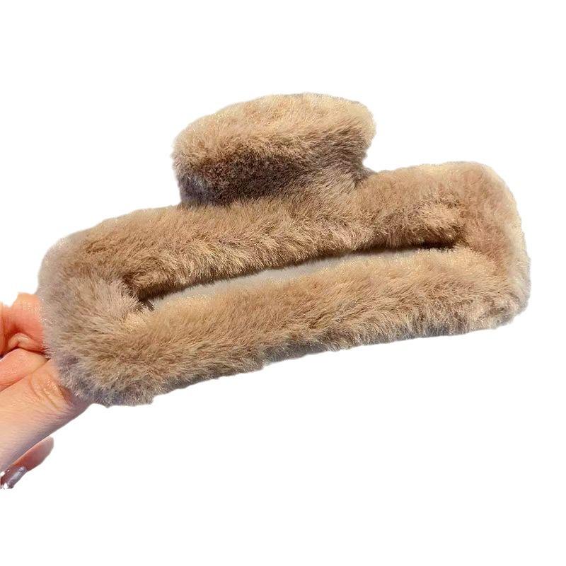 Plysch Hårklo: Söt, Fluffig & Stor för Höst och Vinter