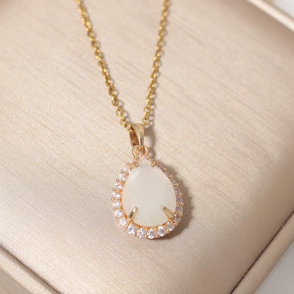 Teardrop Pendant Necklace for Women Golden Stainless Steel Clavicle Chain Wedding Party Daily Wear Jewelry Accessories