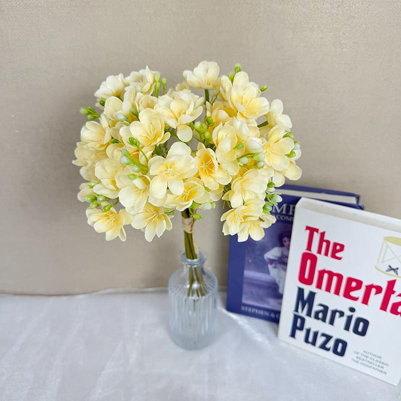 Artificial Jasminum Sambac Home Decor Wedding Centerpiece With Silk Material For Photography And Events