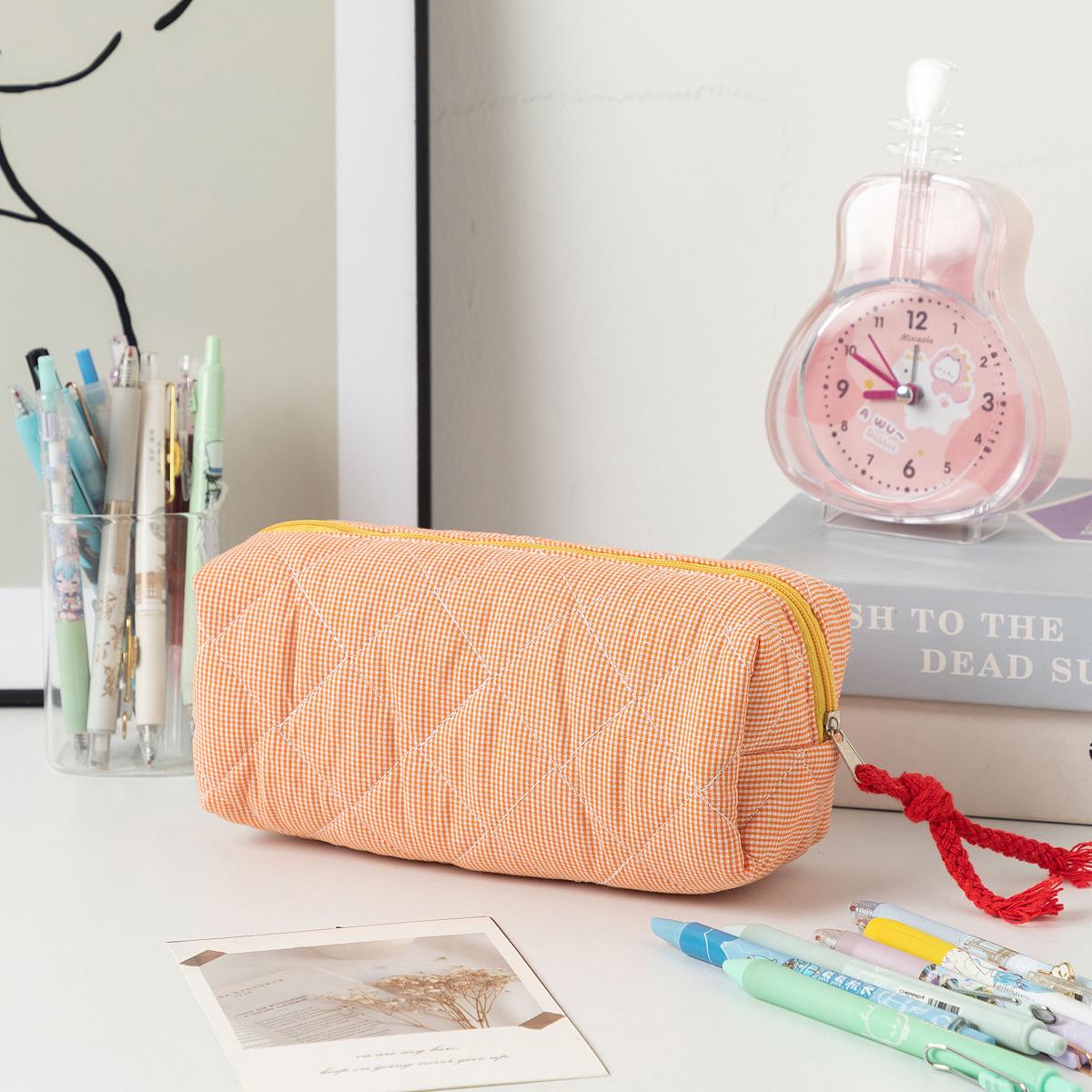 Large Capacity Plaid Pencil Case & Portable Cosmetics Storage Bag Large Capacity