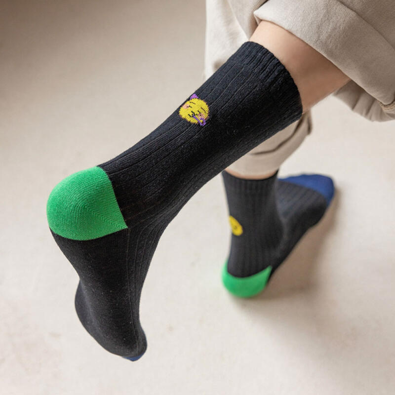 Women's mid-calf socks with matching expressions