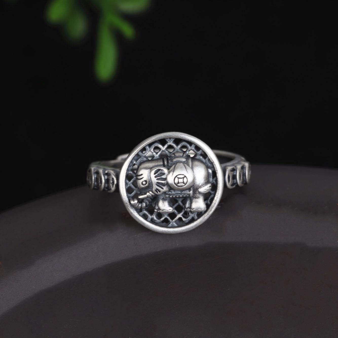 Adjustable S925 Sterling Silver Elephant Coin Purse Ring with Retro Matte Finish