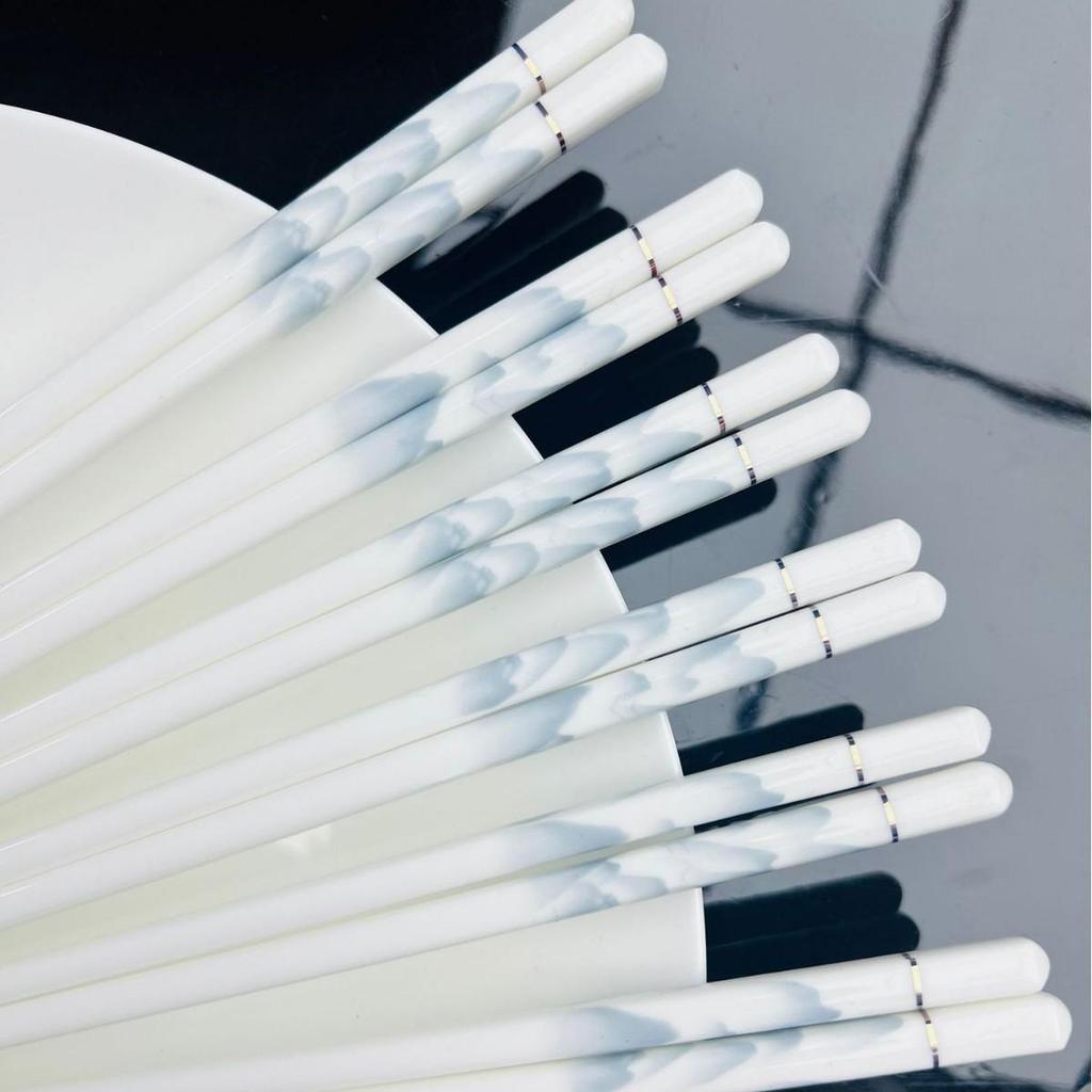 High-Temperature Resistant Luxury Macaron Color Ceramic Chopsticks - Easy To Clean