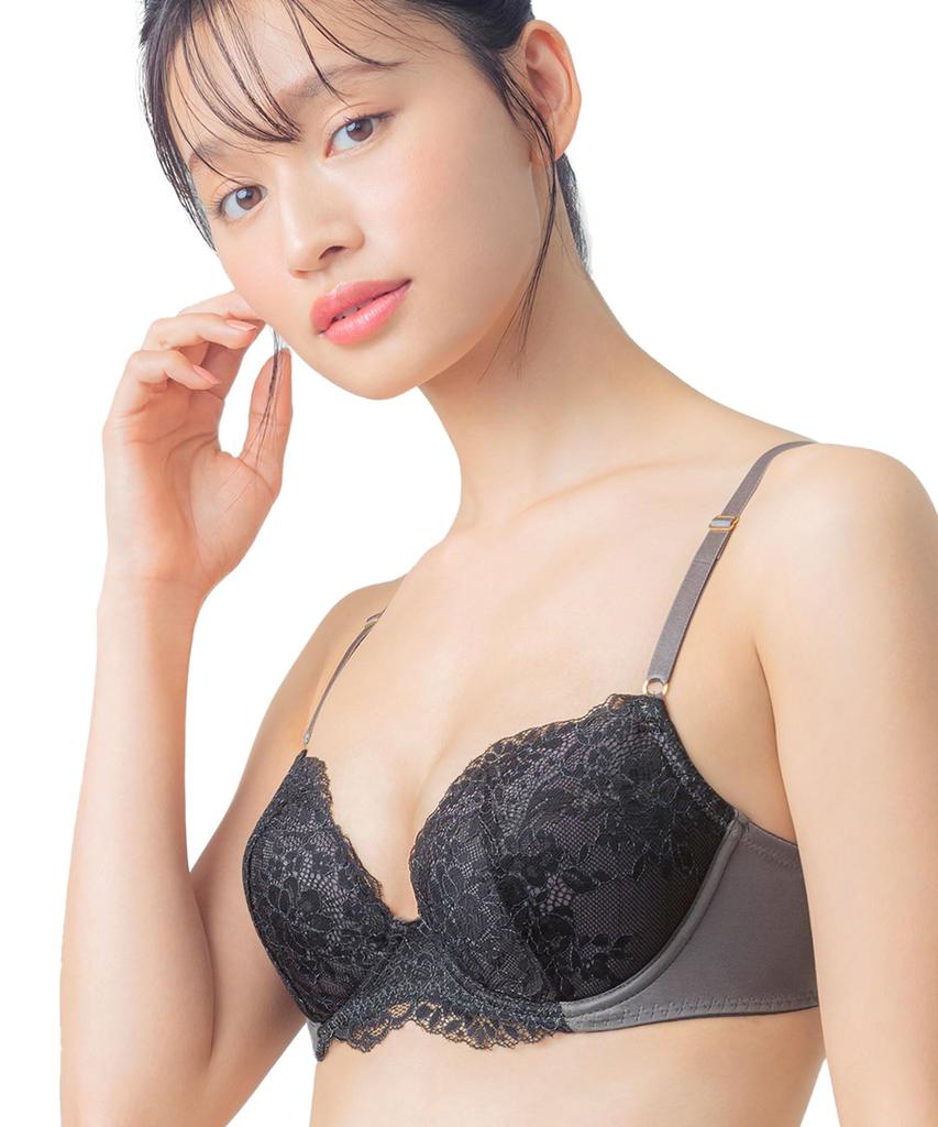 Natural Up a bra that creates a fuller bust with delicate and lightweight Fits Available in small and large LG Wing/Wacoal Bra, natural, lace. AA-F