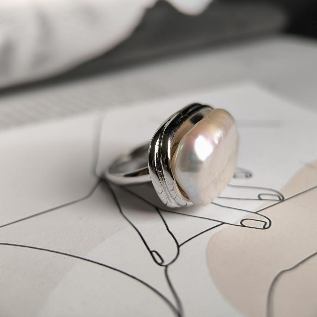 Silver Ring with Natural Baroque Pearl, Item Weight 13.82 Gr (2185307)