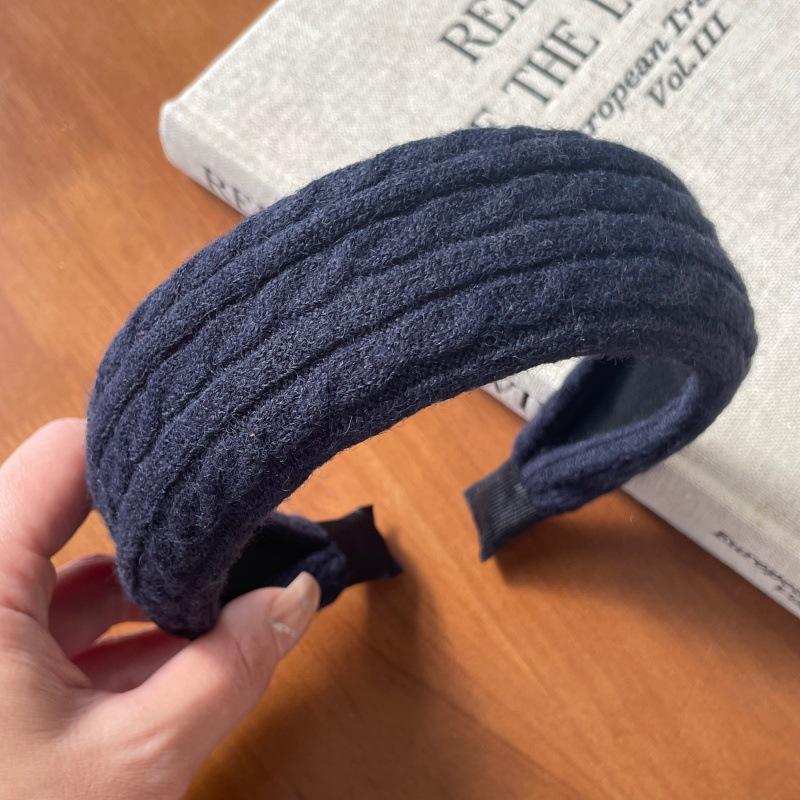 Koreanischer Wollstrick-Stirnreif mit breiter Krempe für Damen - Elegante Haarklammer für den Herbst/Winter.