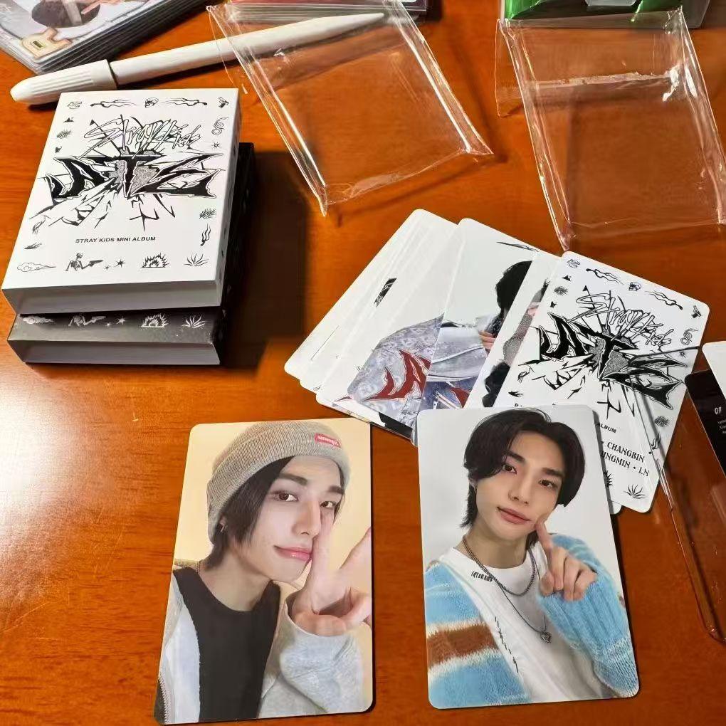 Álbum Stray Kids Domin ATE Versión Nemo. Álbum Kpop