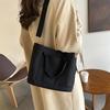 Sac à bandoulière minimaliste élégant Sac fourre-tout tendance pour tenues décontractées de tous les jours