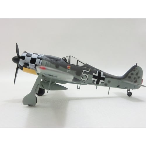 1/72 scale completed model 36401 German Air Force Focke-Wulf Fw-190A-6 1st Fighter Wing 1943