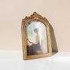 Handcrafted Antique Gold Carving Arch Picture Frame With Hanging Hook And Stand For Wall Or Tabletop Decoration Display