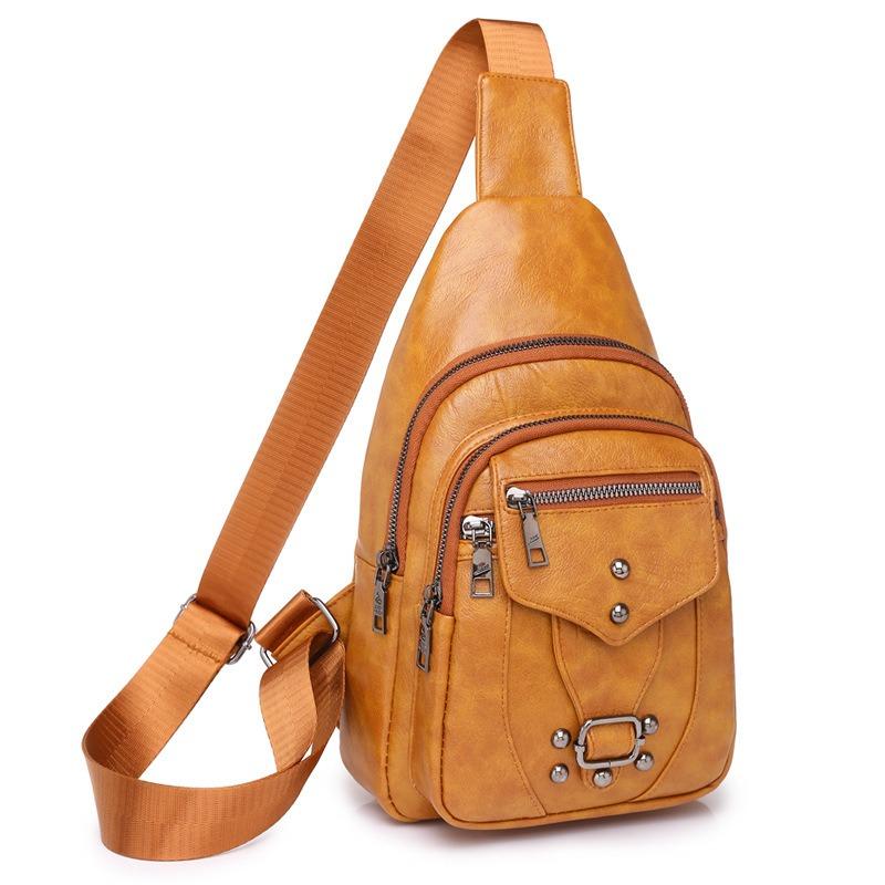 Women's Breast Bag New Soft Leather Texture Messenger Bag Large Capacity Simple Retro Shoulder Bag Travel Bag