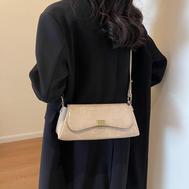High-end Bag for Women, New Fashion Retro Shoulder Bag, Versatile Armpit Bag, Simple Design Crossbody Bag
