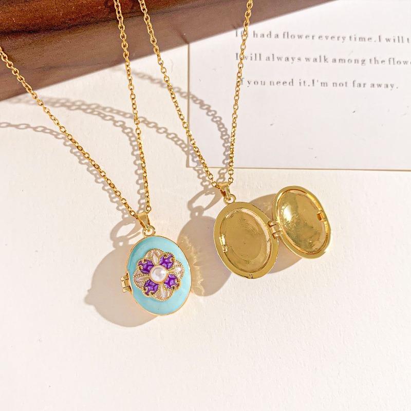 Star-shaped Necklace with Simple Design, Can Open Photo Clip, Collar Chain for Women