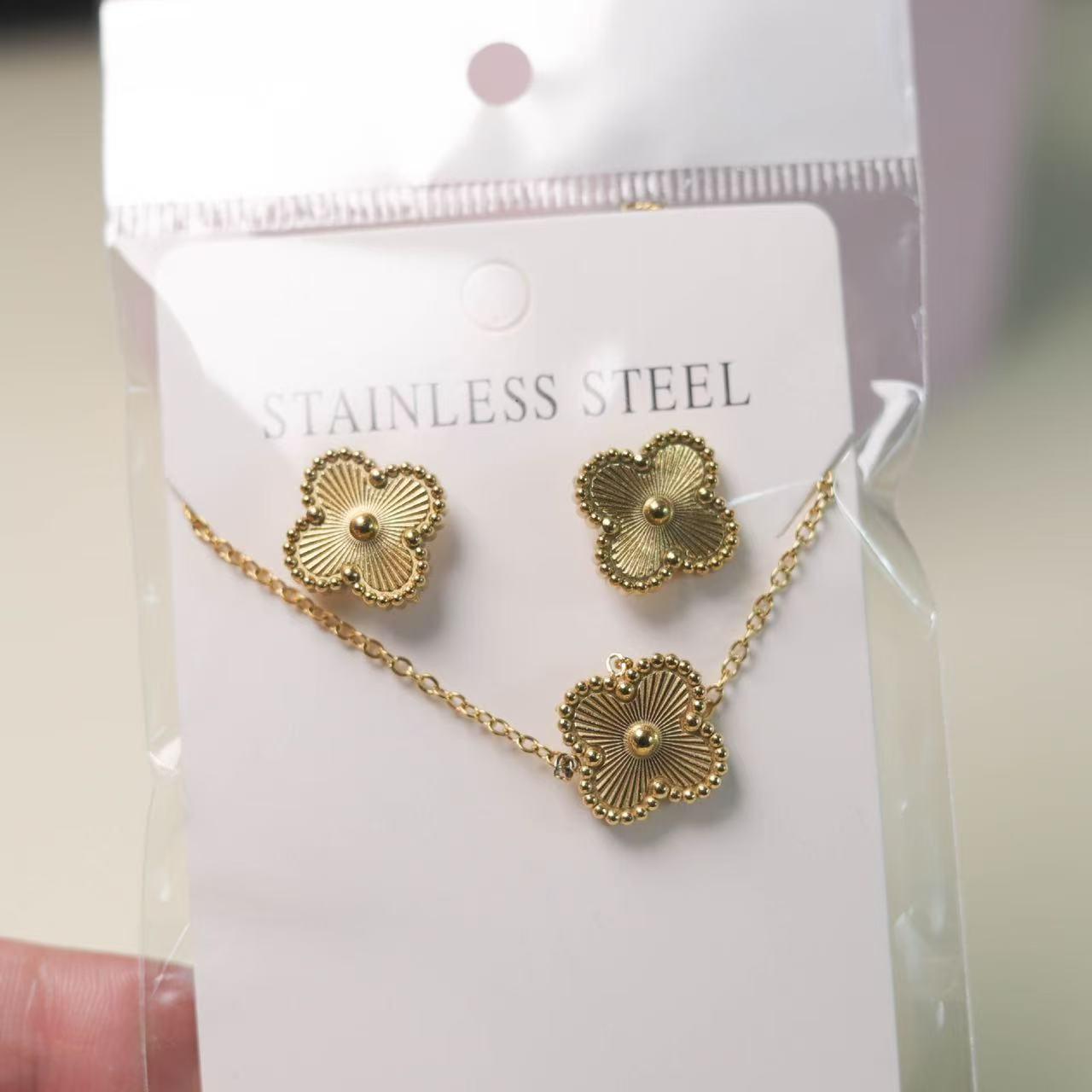 Lucky Four-Leaf Clover Stud Earrings & Necklace Set - Versatile & Stylish.