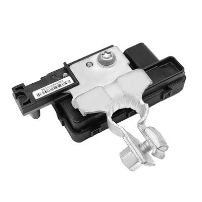 Accesorios para la electrónica del coche – Cables, adaptadores y enchufes