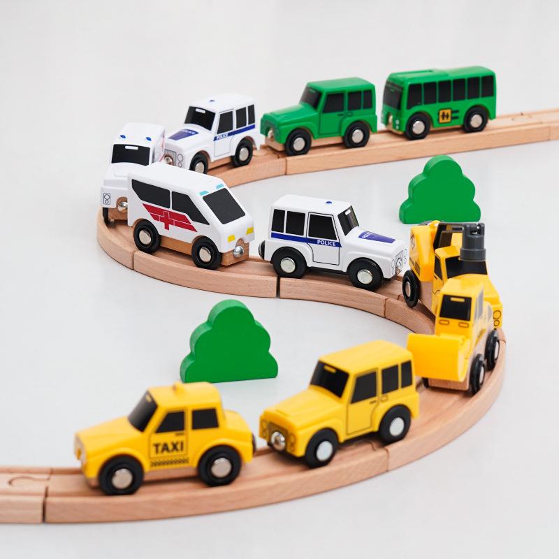 NEU Holz Magnetischer Zugwaggon Lokomotive Krankenwagen Feuerwehrwagen Holz Eisenbahnzubehör passend für Holzschienen Spielzeug