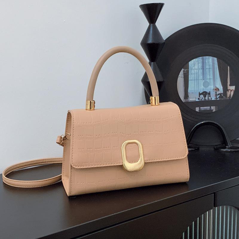 

Маленькая квадратная сумка с узором крокодила 2025 новая маленькая квадратная сумка Xiaoxiangfeng сумка-мессенджер для поездок на работу универсальная наплечная сумка женская хаки