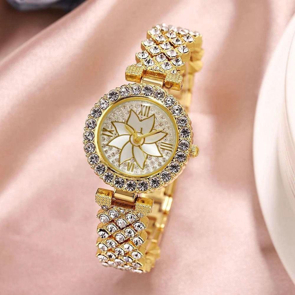 New Dial with Diamond Watch Ladies Watches Luxury All Over The Sky Foreign Quartz Watch Watch Chain Women's Chain