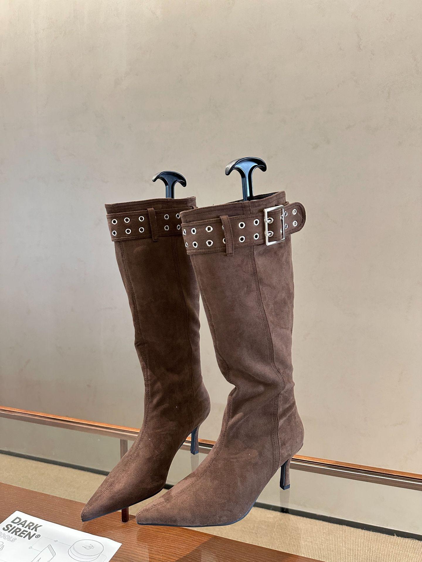 

7Cm fine heel pleated pile boots women s 2025 new pointed high heel boots black high knee boots 39 коричневий