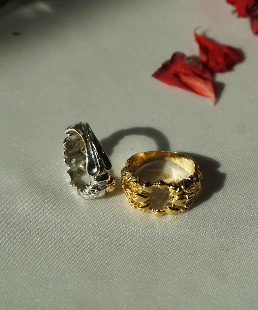 Bizarre Jewelry Angst Blüte Ring