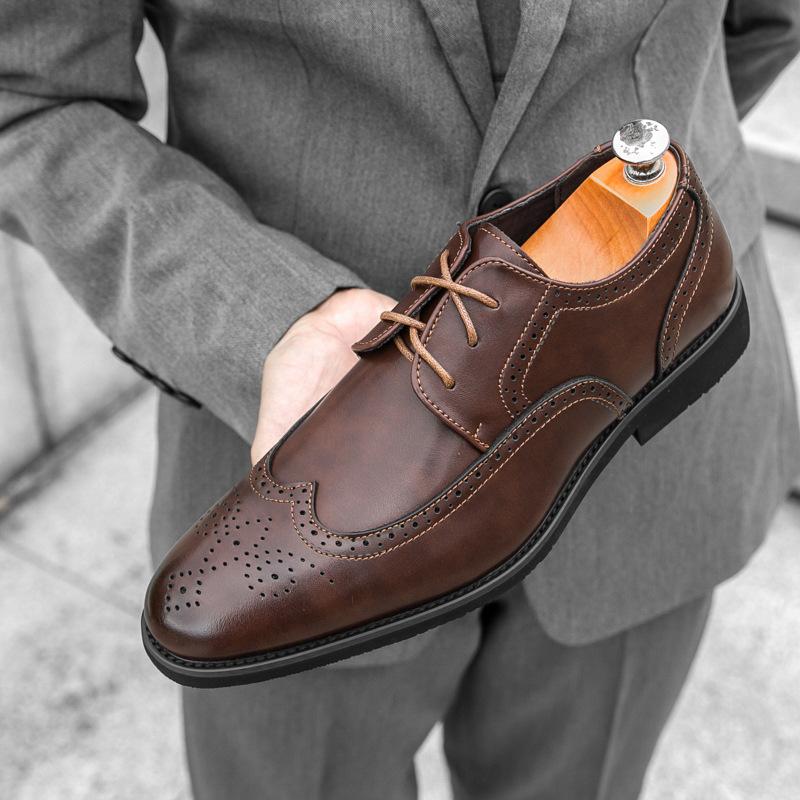 

Мужские кожаные туфли в британском стиле, корейская версия, остроносые кожаные туфли, повседневные мужские туфли, оверсайз, универсальные, большого размера, модные туфли, туфли Doudou для мужчин 48 коричневый