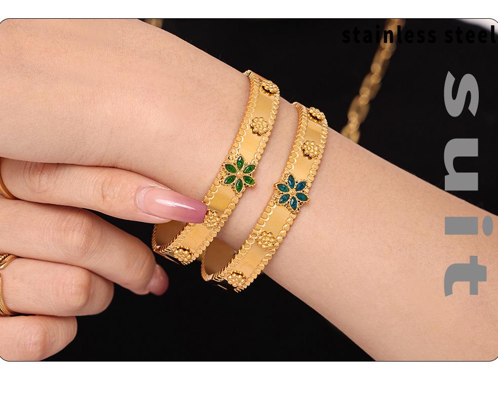 18K Gold-Plated Zircon Snowflake Ferris Wheel Bracelet