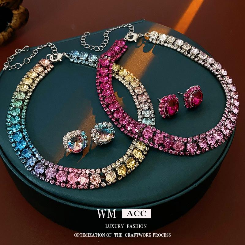 Elegant Rhinestone Square Earrings & Necklace Set – Light Luxury Clavicle Chain Jewelry for Fashionable Evening Wear