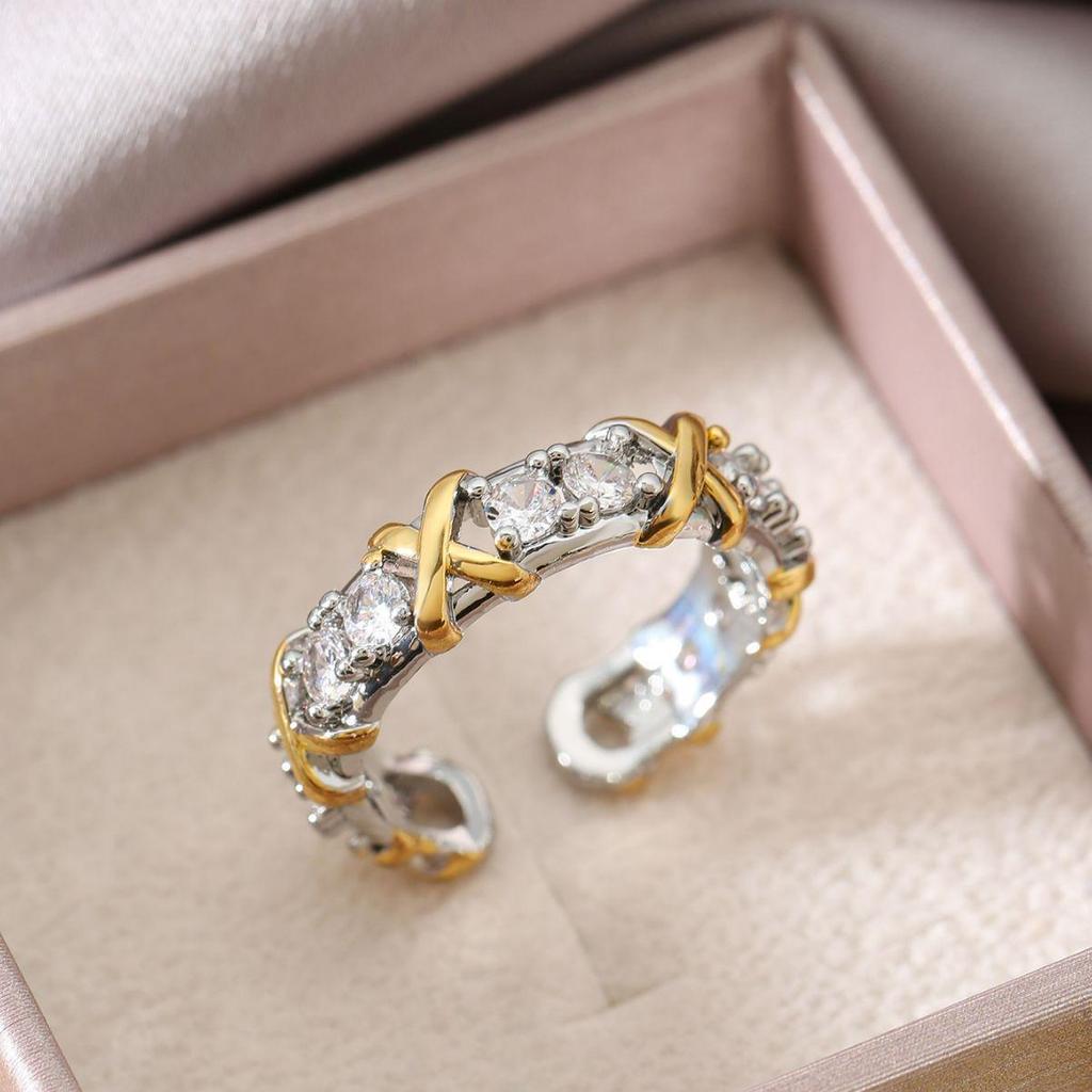 Unisex Two-Tone Diamond-Studded Adjustable Ring: High-End Fashion Jewelry