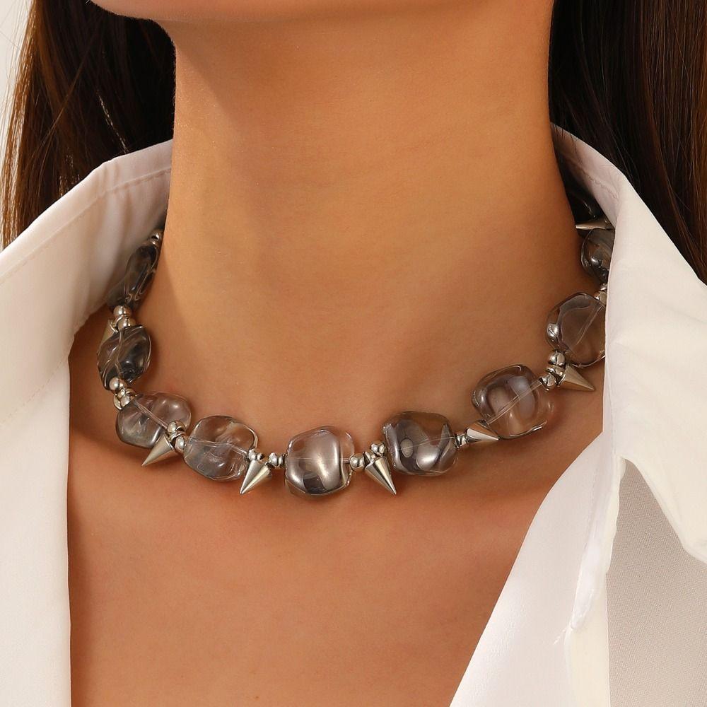 Gothic Rivet Beads Necklace Exaggerate Punk Choker Women Fashion Collarbone Chain  Party