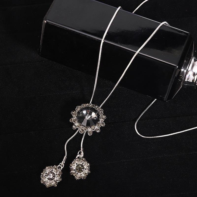 Women's Zodiac Ox Long Sweater Necklace - High-End Fashion Pendant