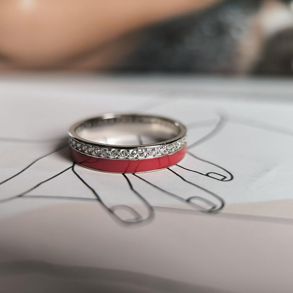 Silver Ring with Cubic Zirconia, Enamel, Item Weight 2.58 G (60002233)