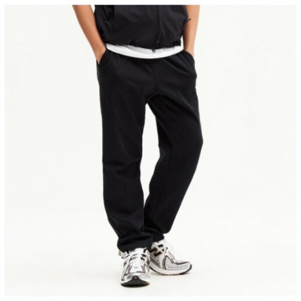 

New Balance Pants Lqj Nbmle11013 19 Uni Essential Straight Pants Black series/70