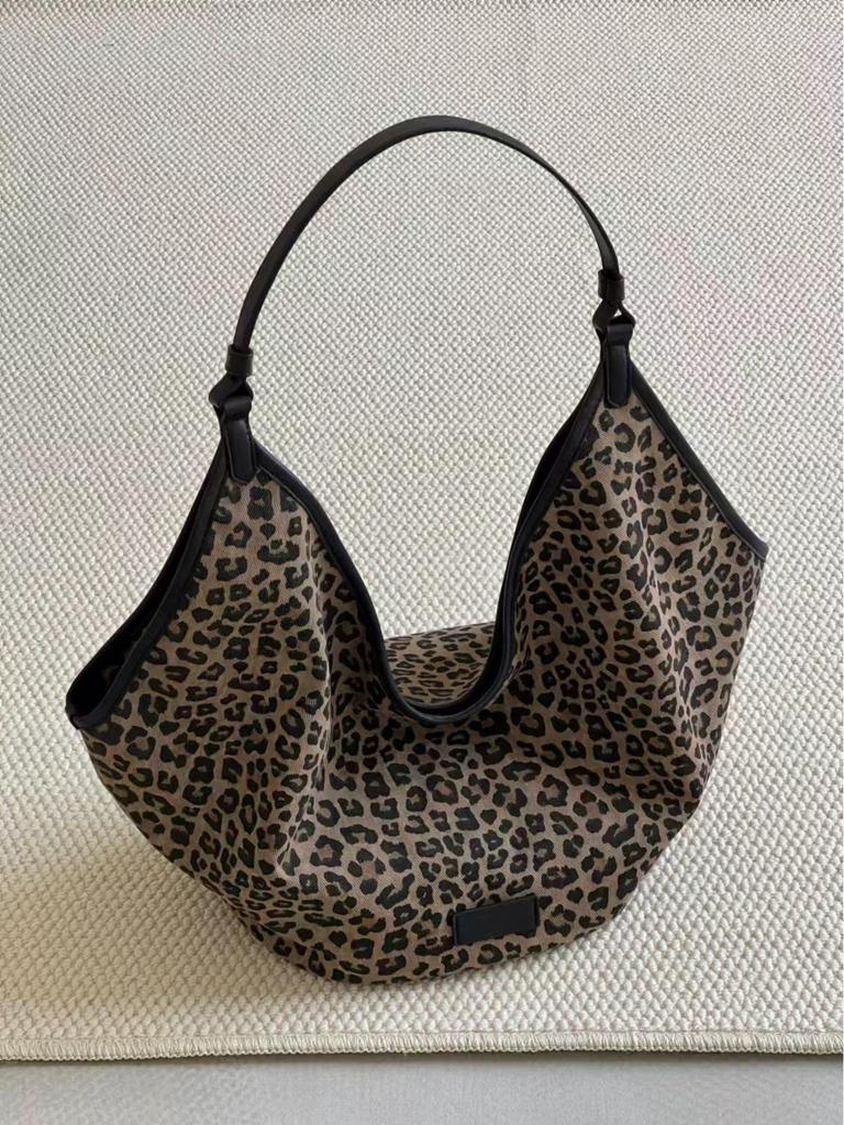 2025 Leopard Print Canvas Tote: Fashionable, Large-Capacity Shoulder Bag for Versatile Outings
