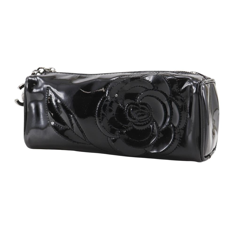 Chanel Saszetka Camelia czarna emalia Kobiety Używana