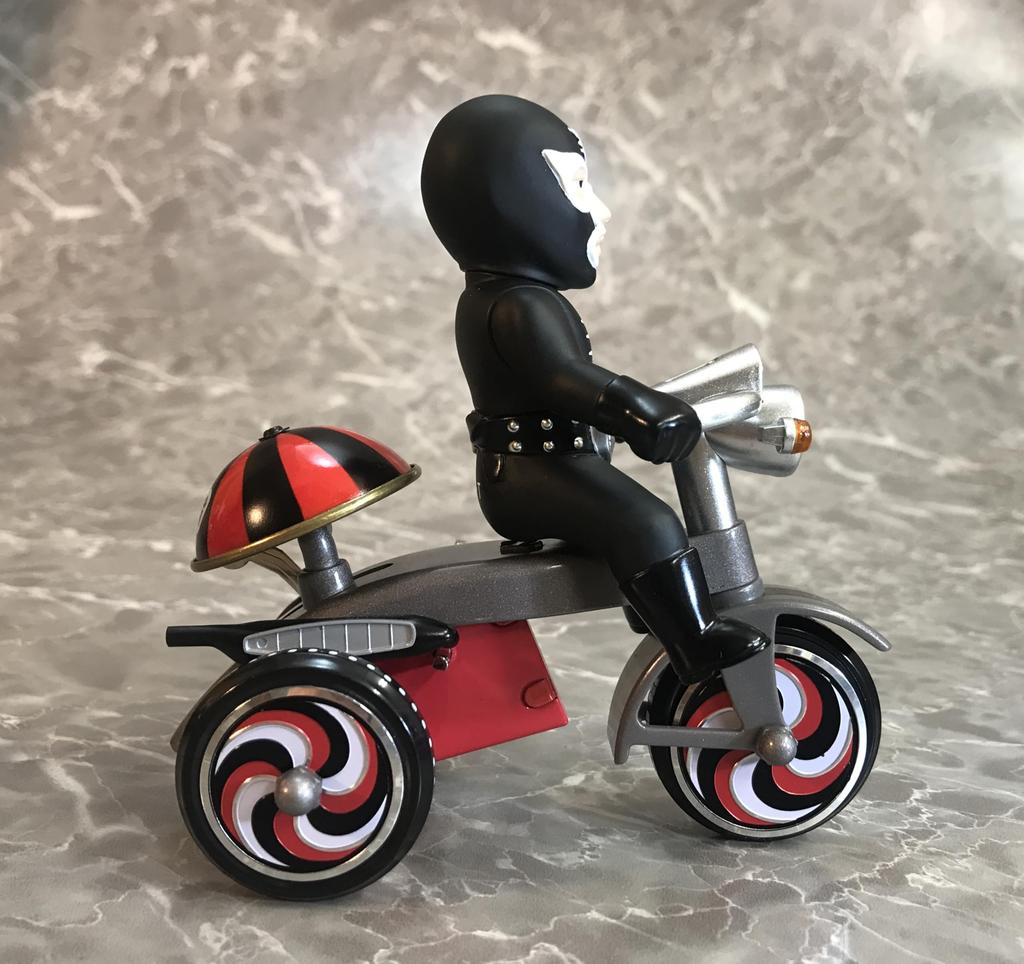 Art Storm EX Tricycle Shocker Bone Combatant Type B Wind-up Tricycle Figure