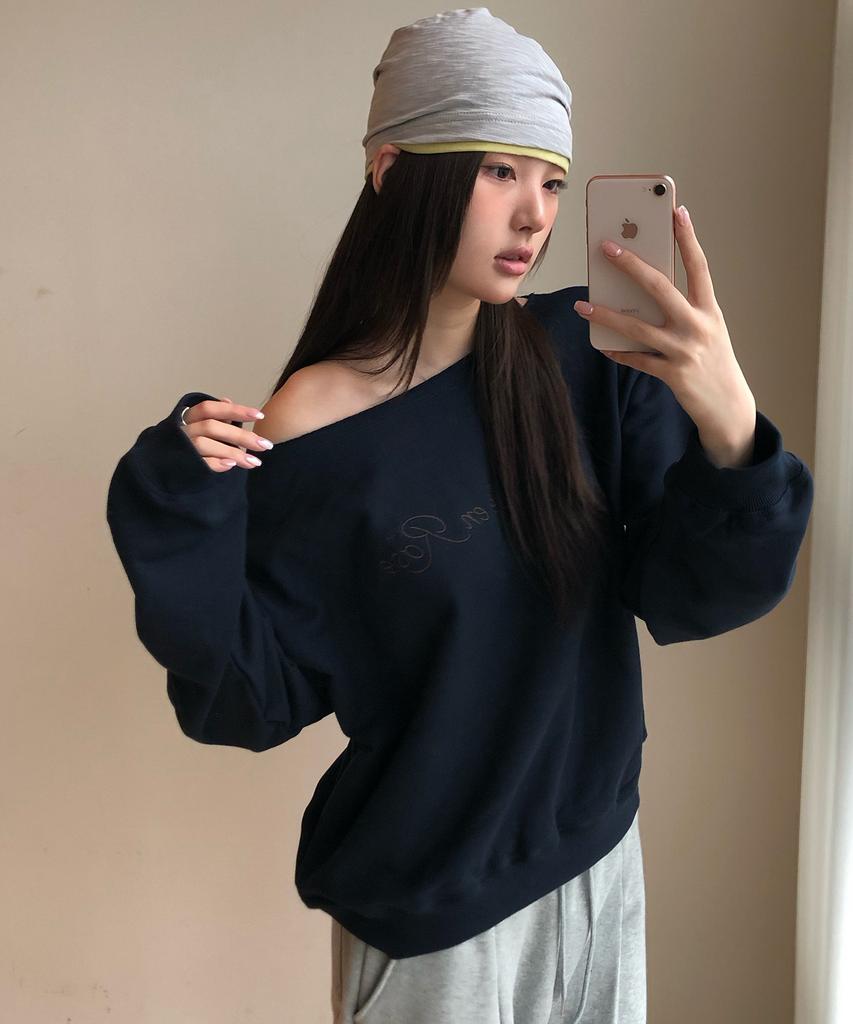 HAVISM Lver Off Shoulder Sweatshirt(Navy)