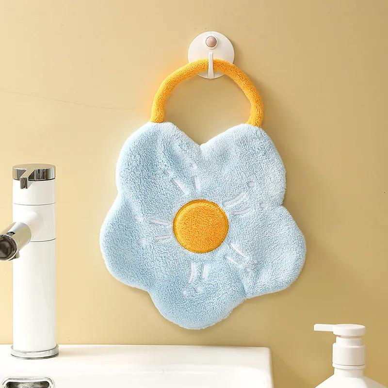 Quick Dry Hand Towels Coral Fleece Wipe Handkerchief Kitchen Bathroom Absorbent Dishcloth Cleaning Cloth Creative Flower Shape